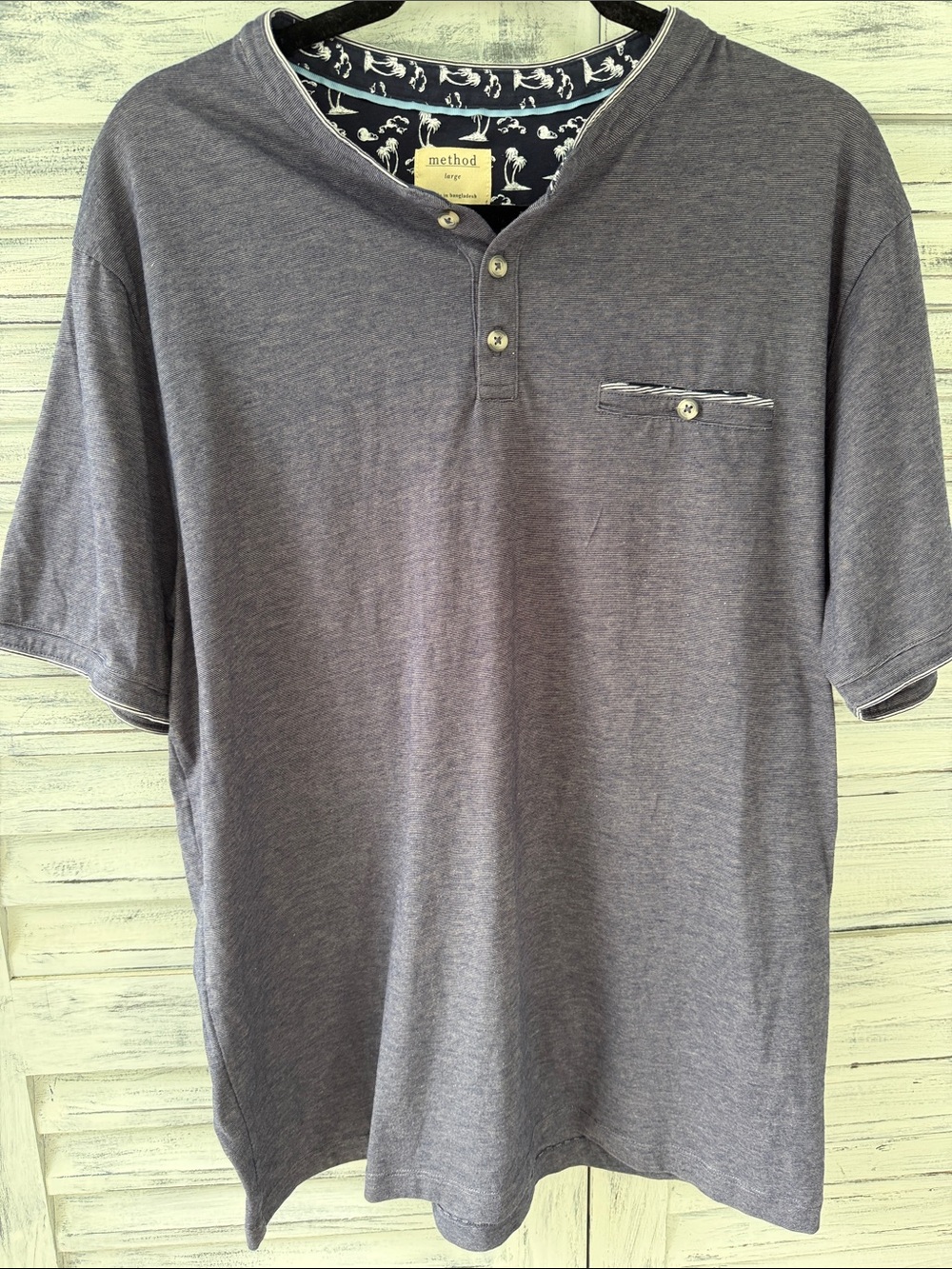 Method Men's Gray Henley Pocket T-Shirt Size L